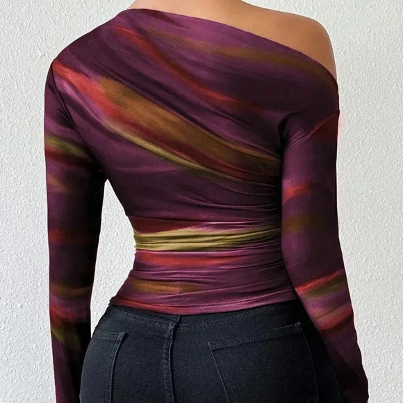 Casual Women's Marble Ombre Print Asymmetric Neck Fitted top - Picture 3 of 6